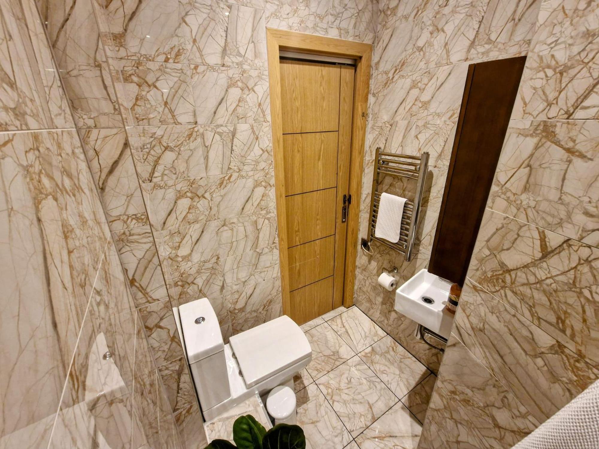 Liverpool Gem: Cozy Studio Retreat מראה חיצוני תמונה